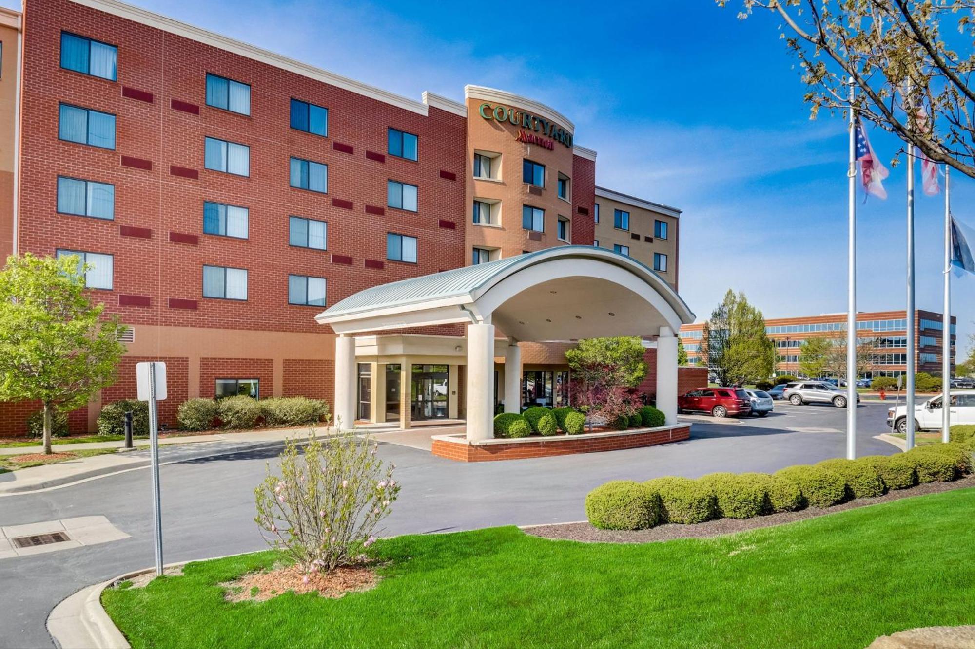 Courtyard Cincinnati North At Union Centre West Chester Kültér fotó